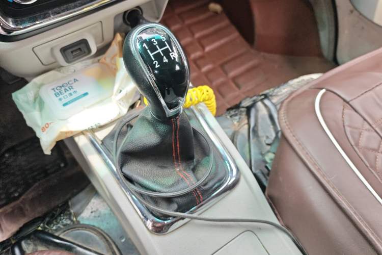 Used Jinbei New Hiace X30L 2019 1.5L Business Edition China VI SWC15M Gear Lever