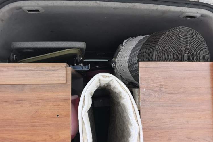 Used Jinbei New Hiace X30L 2019 1.5L Cargo Van Wealth Edition China VI SWC15M Headliner