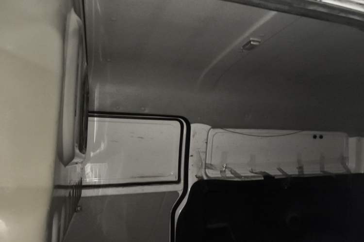 Used Jinbei New Hiace X30L  Headliner