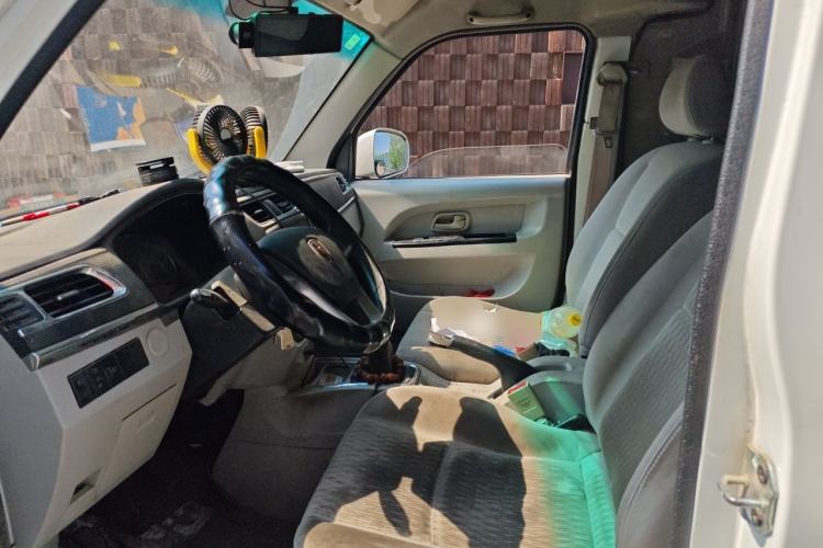 Used Jinbei New Hiace X30L 2019 1.5L Cargo Van Wealth Edition China VI SWC15M Left Front Seat