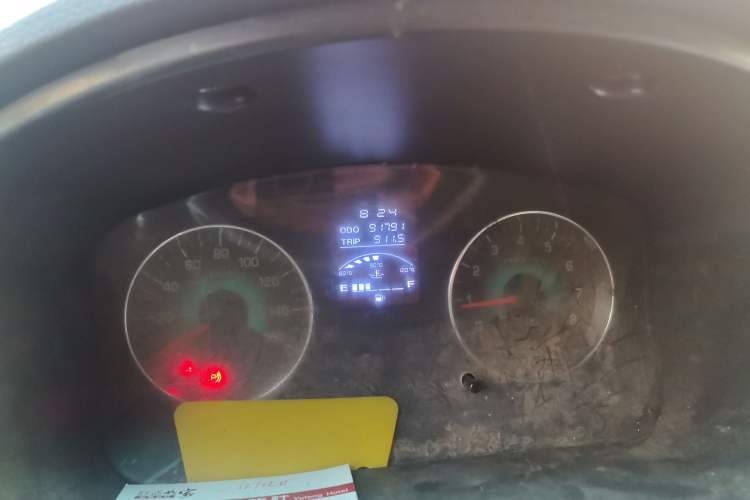 Used Jinbei New Hiace X30L  Odometer Close Up
