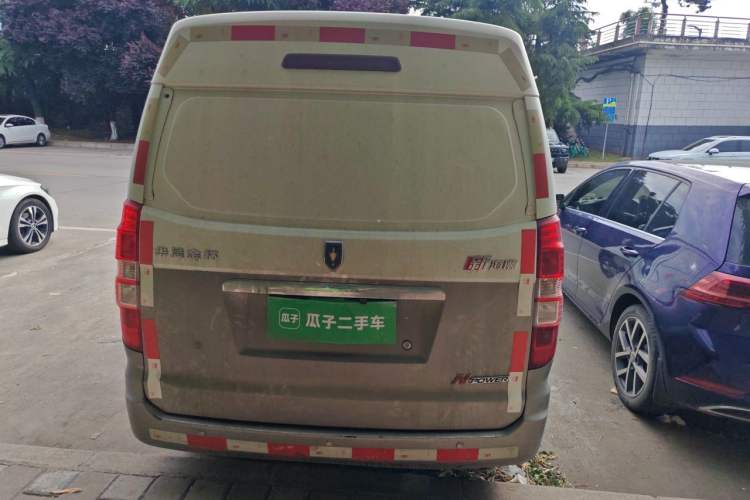 Used Jinbei New Hiace X30L 2019 1.5L Van Business Edition China VI SWC15M Rear