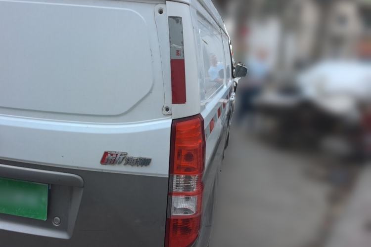 Used Jinbei New Hiace X30L 2019 1.5L Cargo Van Wealth Edition China VI SWC15M Rear Right 45 Deg