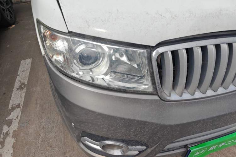 Used Jinbei New Hiace X30L 2019 1.5L Van Business Edition China VI SWC15M Right Front Headlight