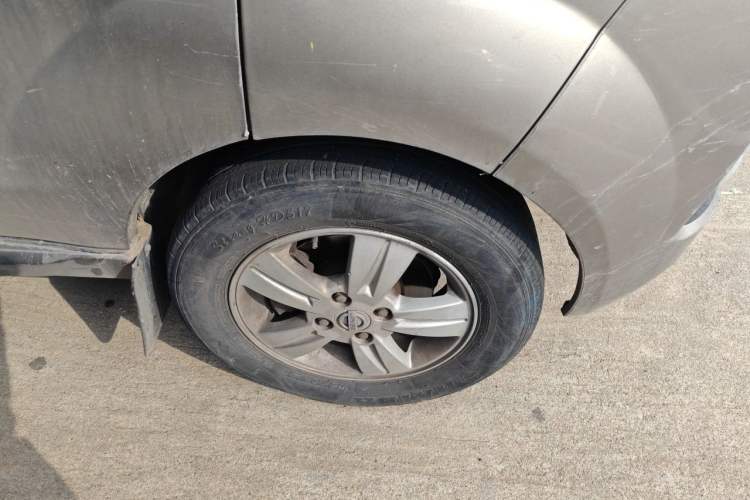 Used Jinbei New Hiace X30L 2019 1.5L Van Business Edition China VI SWC15M Right Front Wheel Hub