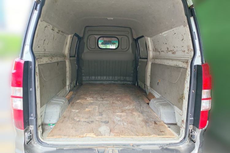 Used Jinbei New Hiace X30L  Trunk