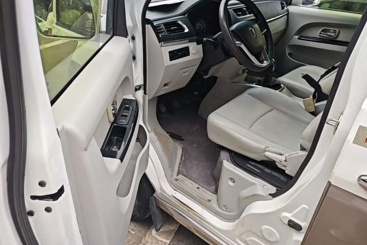 Used Jinbei New Hiace X30L 2019 1.5L Van Business Edition China VI SWC15M Driver Seat