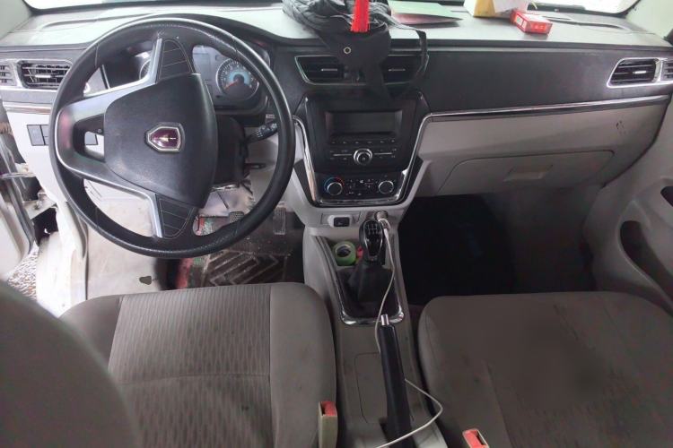 Used Jinbei New Hiace X30L  Center Console