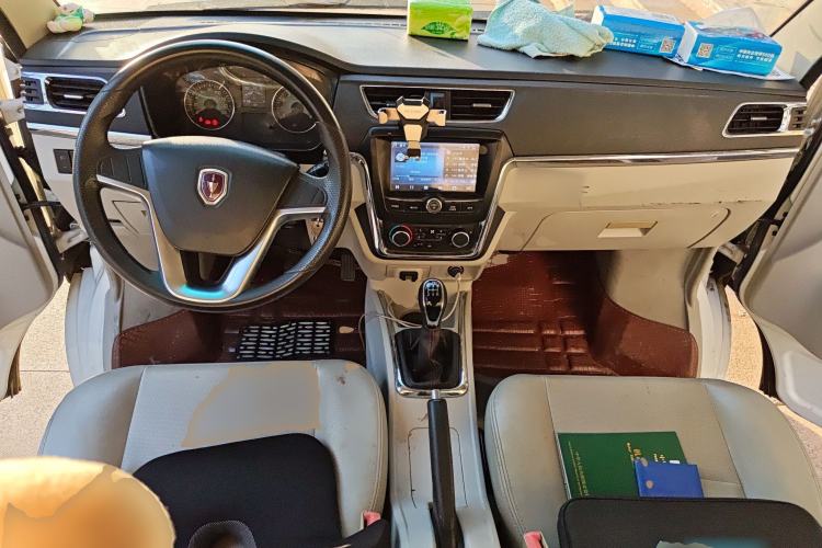 Used Jinbei New Hiace X30L 2019 1.5L Wealth Edition China VI SWC15M Center Console