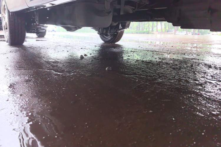 Used Jinbei New Hiace X30L  Chassis Front Right