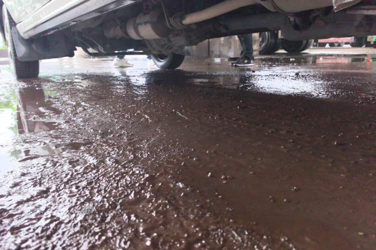Used Jinbei New Hiace X30L  Chassis Rear Left