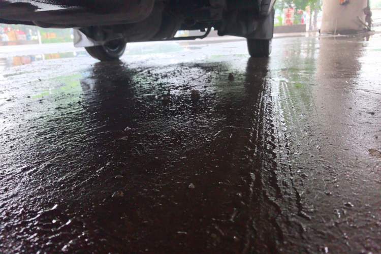 Used Jinbei New Hiace X30L  Chassis Rear Right