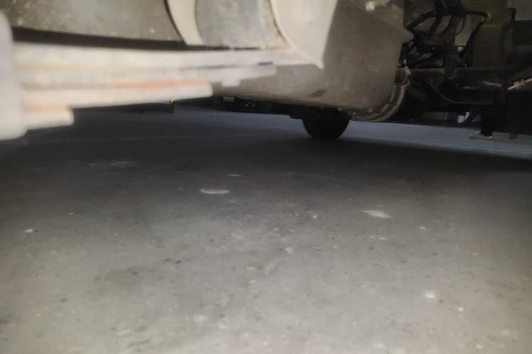 Used Jinbei New Hiace X30L 2019 1.5L Wealth Edition China VI SWC15M Chassis Rear Right