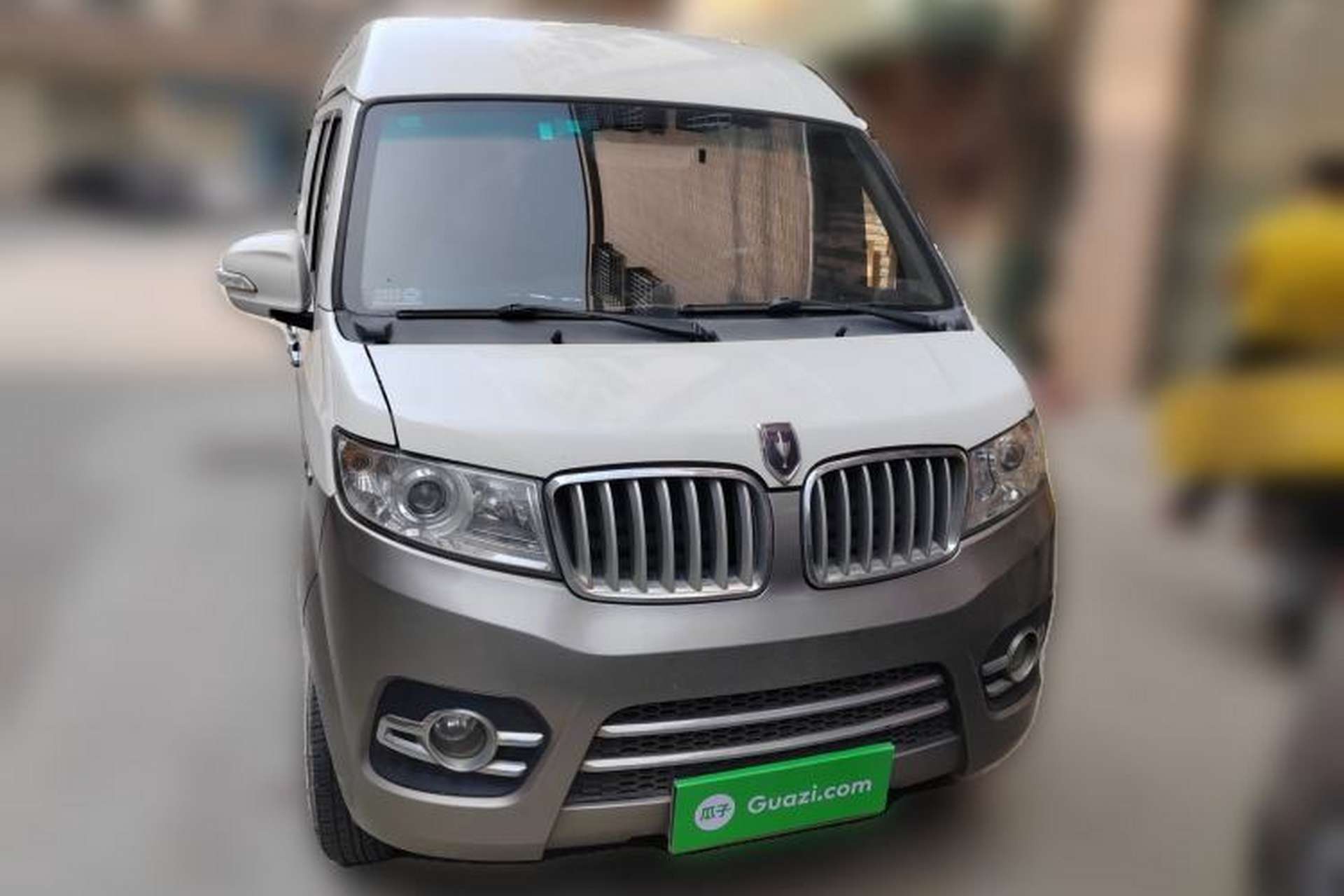 Used Jinbei New Hiace X30L  Front