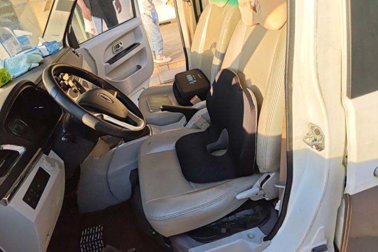 Used Jinbei New Hiace X30L 2019 1.5L Wealth Edition China VI SWC15M Left Front Seat