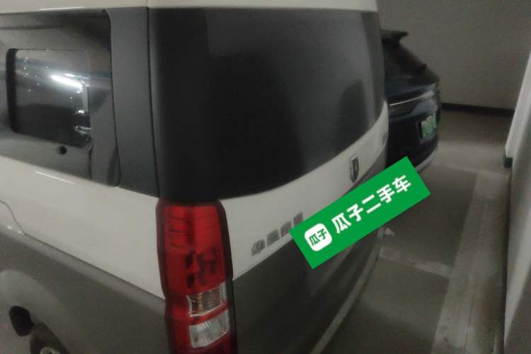 Used Jinbei New Hiace X30L 2019 1.5L Wealth Edition China VI SWC15M Rear