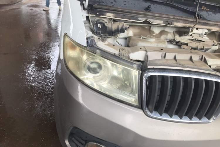 Used Jinbei New Hiace X30L  Right Front Headlight