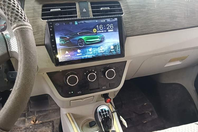 Used Jinbei New Hiace X30L 2019 1.5L Cargo Van Wealth Edition China VI SWC15M Audio And AC Panel