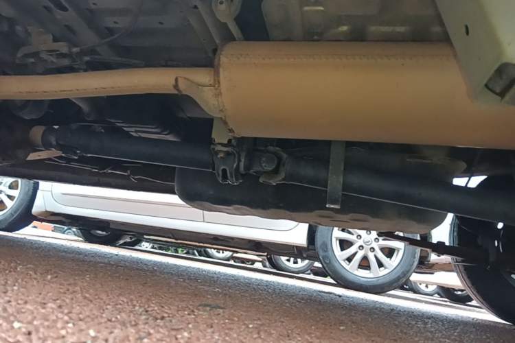 Used Jinbei New Hiace X30L 2019 1.5L Cargo Van Wealth Edition China VI SWC15M Chassis Rear Left