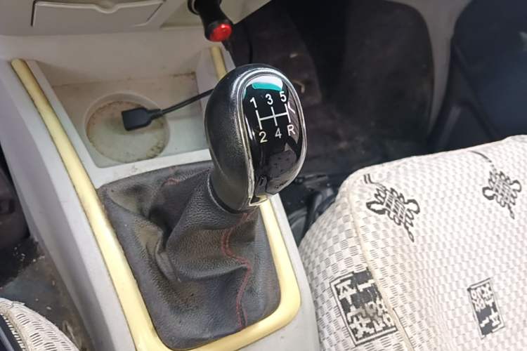 Used Jinbei New Hiace X30L 2019 1.5L Cargo Van Wealth Edition China VI SWC15M Gear Lever