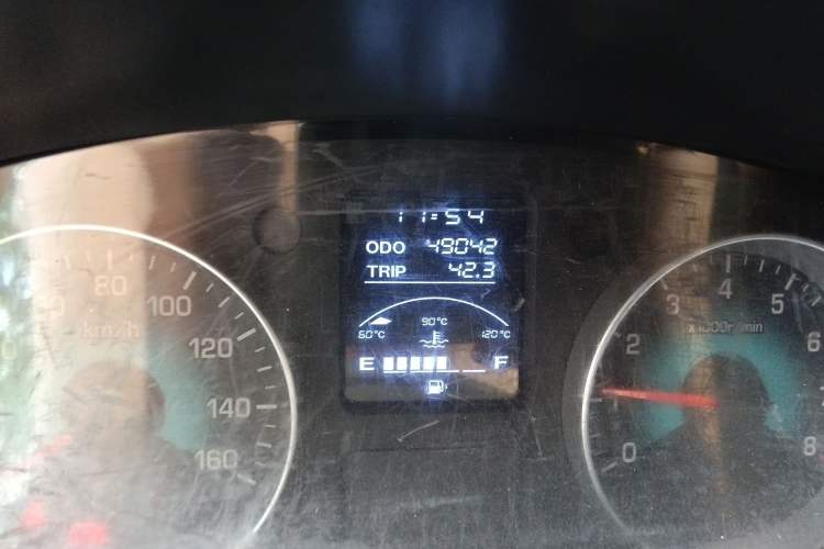 Used Jinbei New Hiace X30L 2019 1.5L Cargo Van Wealth Edition China VI SWC15M Odometer Close Up