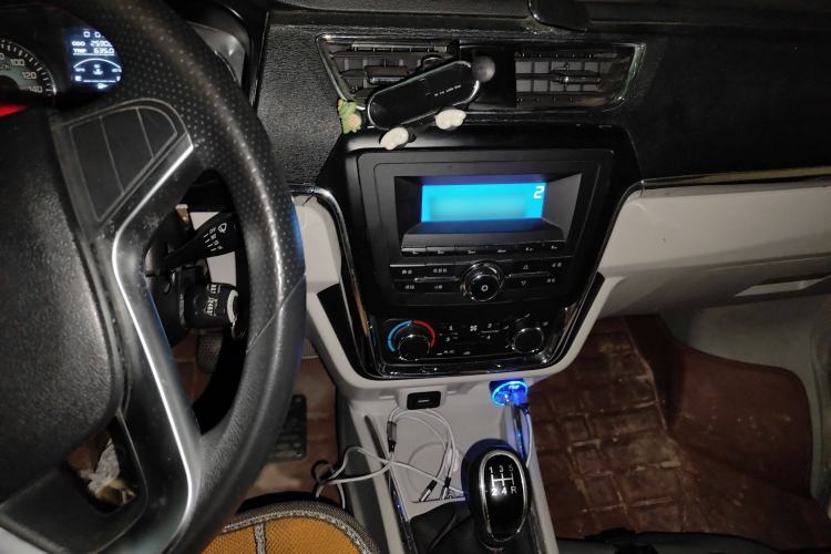 Used Jinbei New Hiace X30L 2019 1.5L Cargo Van Wealth Edition China VI SWC15M Audio And AC Panel