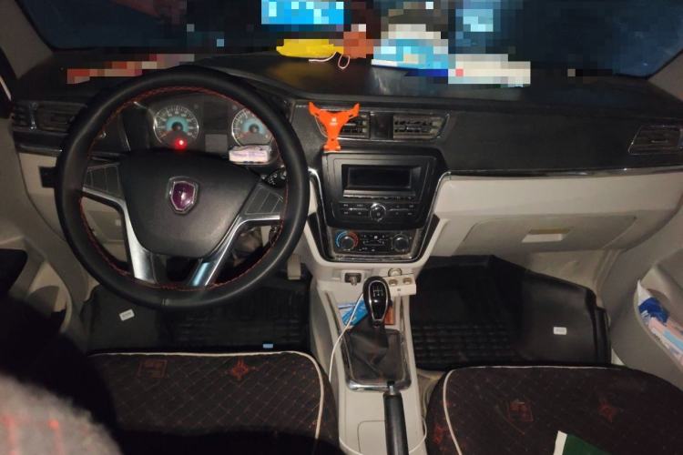Used Jinbei New Hiace X30L 2019 1.5L Wealth Edition China VI SWC15M Center Console