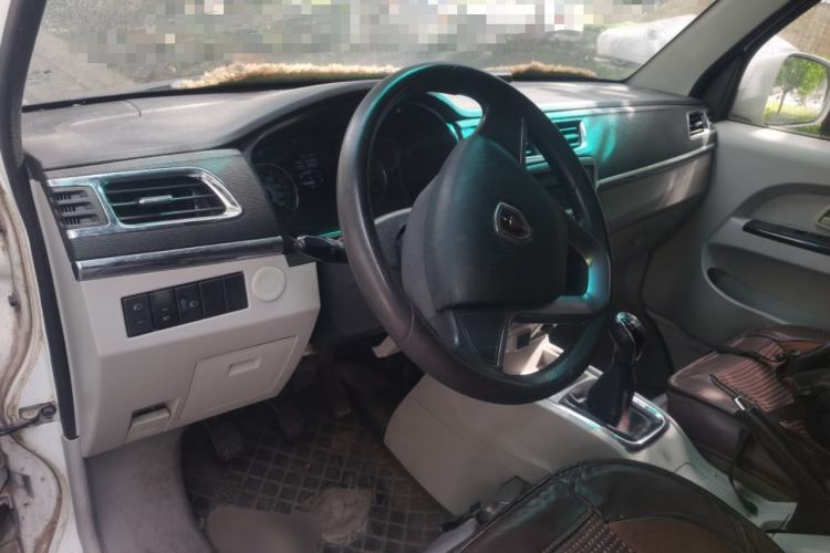 Used Jinbei New Hiace X30L 2019 1.5L Cargo Van Wealth Edition China VI SWC15M Center Console