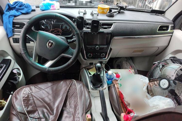 Used Jinbei New Hiace X30L  Center Console