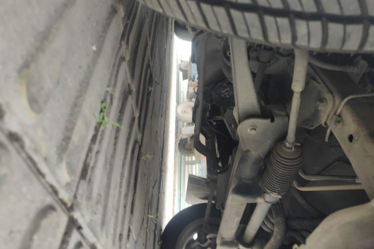 Used Jinbei New Hiace X30L 2019 1.5L Business Edition China VI SWC15M Chassis Front