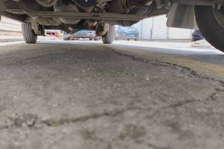 Used Jinbei New Hiace X30L 2019 1.5L Wealth Edition China VI SWC15M Chassis Front