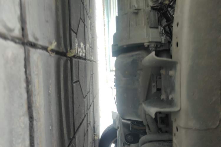 Used Jinbei New Hiace X30L 2019 1.5L Business Edition China VI SWC15M Chassis Front Right