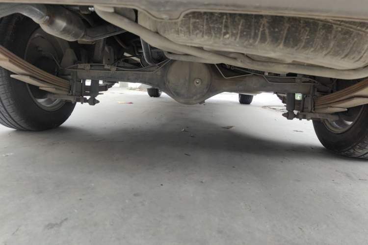 Used Jinbei New Hiace X30L 2019 1.5L Business Edition China VI SWC15M Chassis Rear