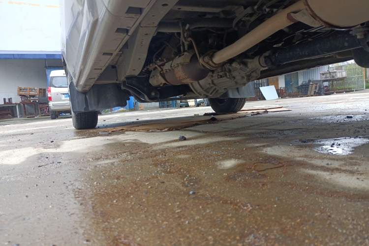 Used Jinbei New Hiace X30L 2019 1.5L Cargo Van Wealth Edition China VI SWC15M Chassis Rear Left