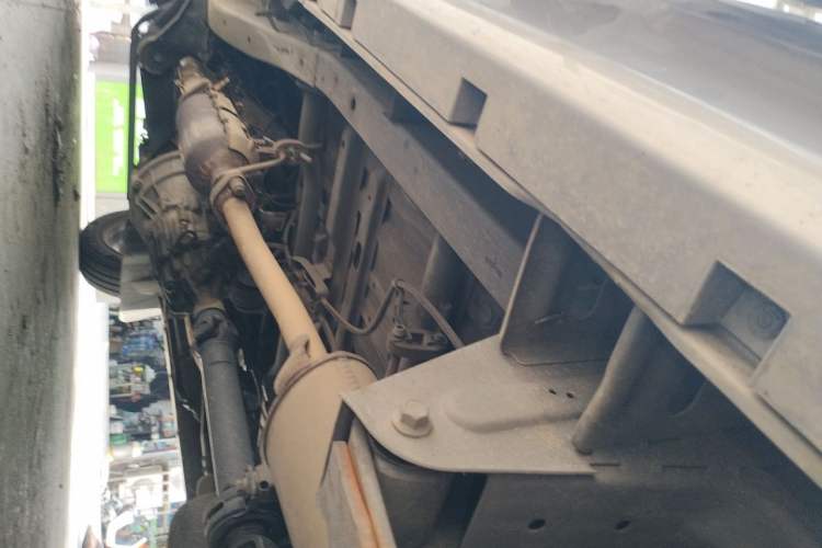Used Jinbei New Hiace X30L 2019 1.5L Van Business Edition China VI SWC15M Chassis Rear Left