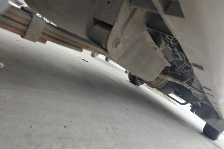 Used Jinbei New Hiace X30L 2019 1.5L Business Edition China VI SWC15M Chassis Rear Right