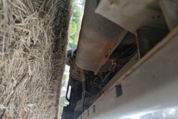 Used Jinbei New Hiace X30L  Chassis Rear Right