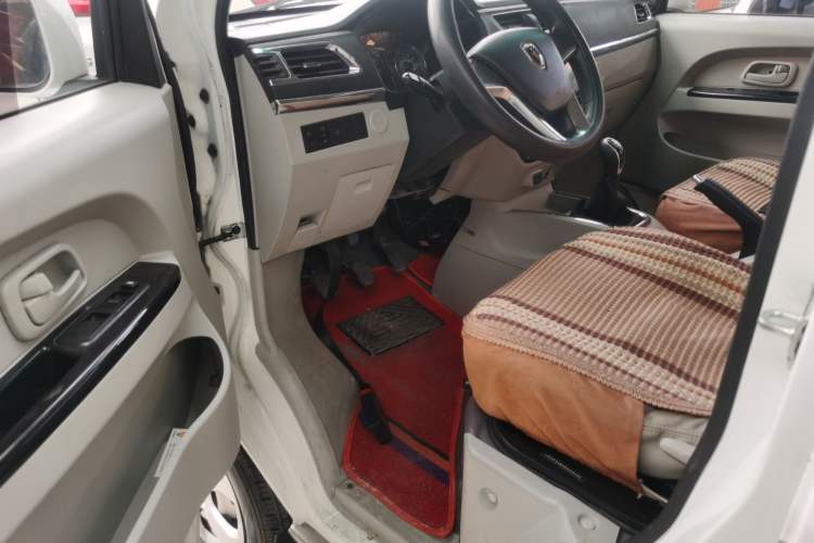 Used Jinbei New Hiace X30L 2019 1.5L Wealth Edition China VI SWC15M Driver Seat