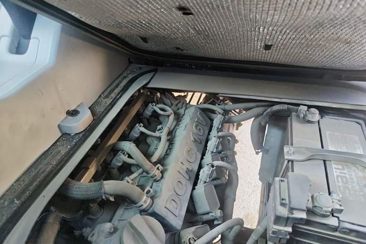 Used Jinbei New Hiace X30L 2019 1.5L Cargo Van Wealth Edition China VI SWC15M Engine Bay Right
