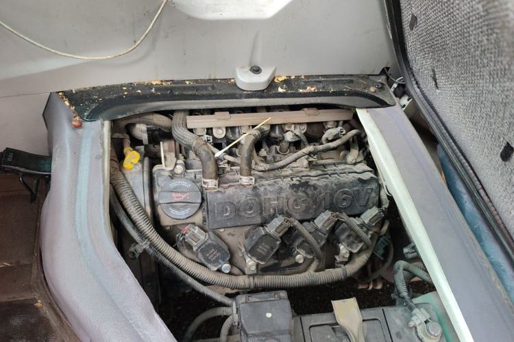 Used Jinbei New Hiace X30L  Engine Bay