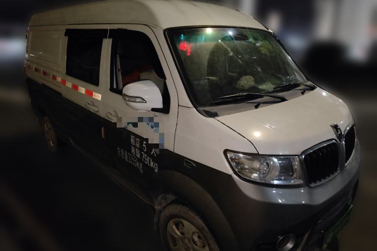 Used Jinbei New Hiace X30L 2019 1.5L Cargo Van Wealth Edition China VI SWC15M Exterior 2