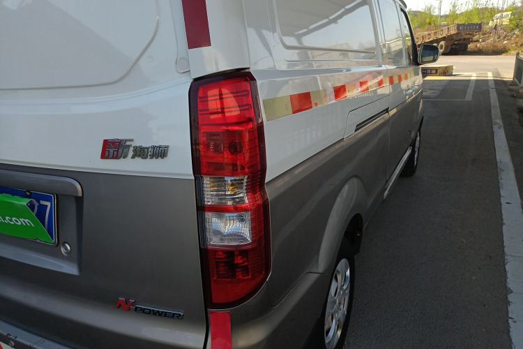 Used Jinbei New Hiace X30L 2019 1.5L Cargo Van Wealth Edition China VI SWC15M Exterior 3