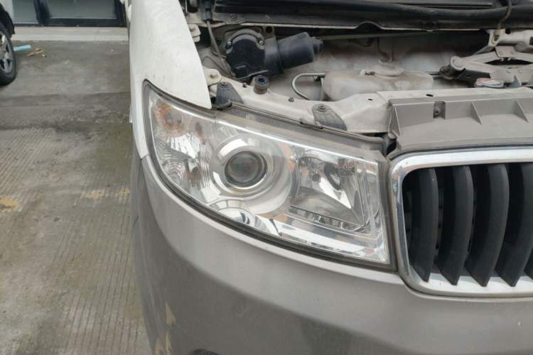 Used Jinbei New Hiace X30L 2019 1.5L Cargo Van Wealth Edition China VI SWC15M Exterior 3