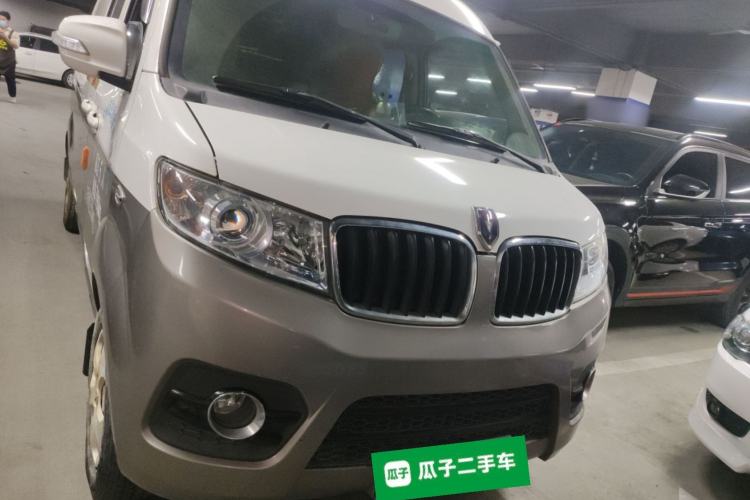 Used Jinbei New Hiace X30L 2019 1.5L Cargo Van Wealth Edition China VI SWC15M Front