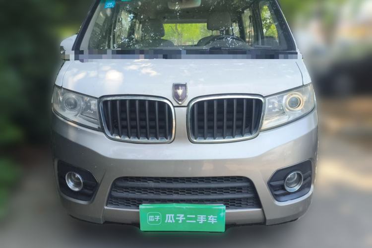Used Jinbei New Hiace X30L 2019 1.5L Wealth Edition China VI SWC15M Front