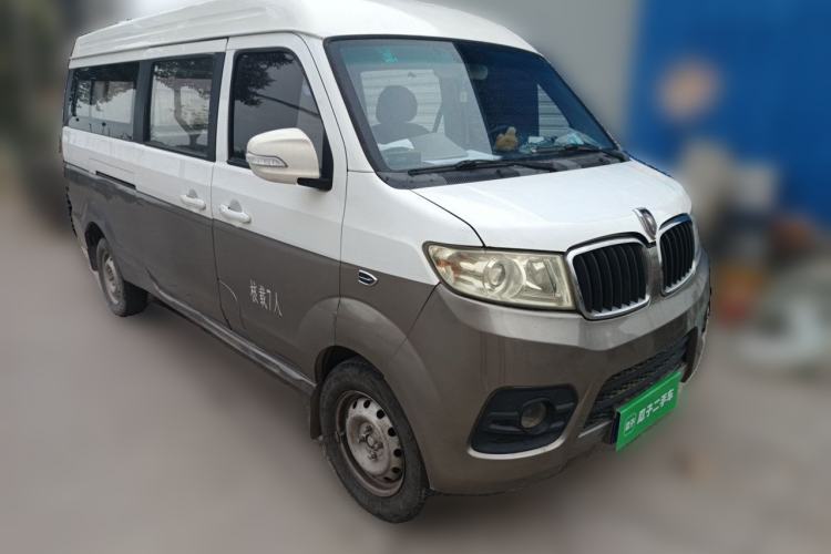 Used Jinbei New Hiace X30L 2019 1.5L Wealth Edition China VI SWC15M Front Right 45 Deg