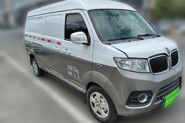 Used Jinbei New Hiace X30L 2019 1.5L Cargo Van Wealth Edition China VI SWC15M Front Right 45 Deg