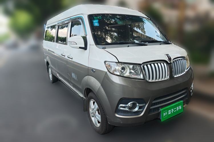 Used Jinbei New Hiace X30L 2019 1.5L Wealth Edition China VI SWC15M Front Right 45 Deg