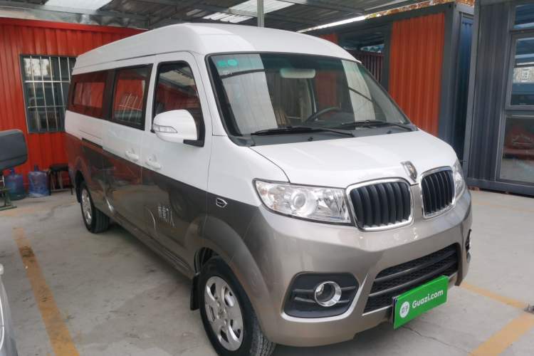Used Jinbei New Hiace X30L 2019 1.5L Wealth Edition China VI SWC15M Front Right 45 Deg