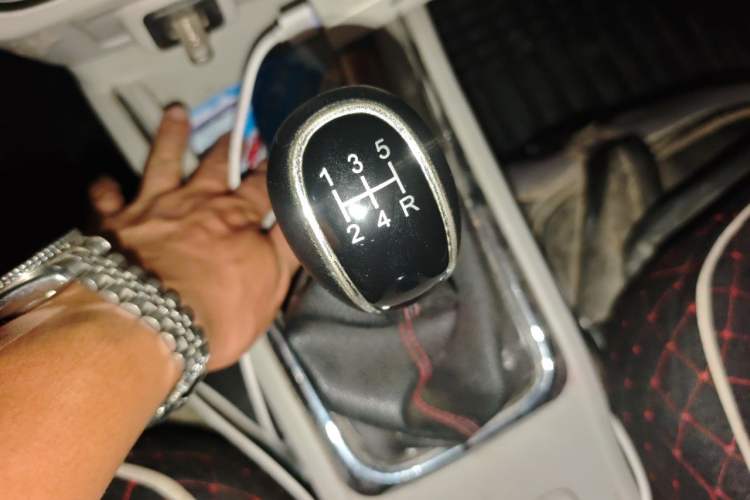 Used Jinbei New Hiace X30L 2019 1.5L Wealth Edition China VI SWC15M Gear Lever